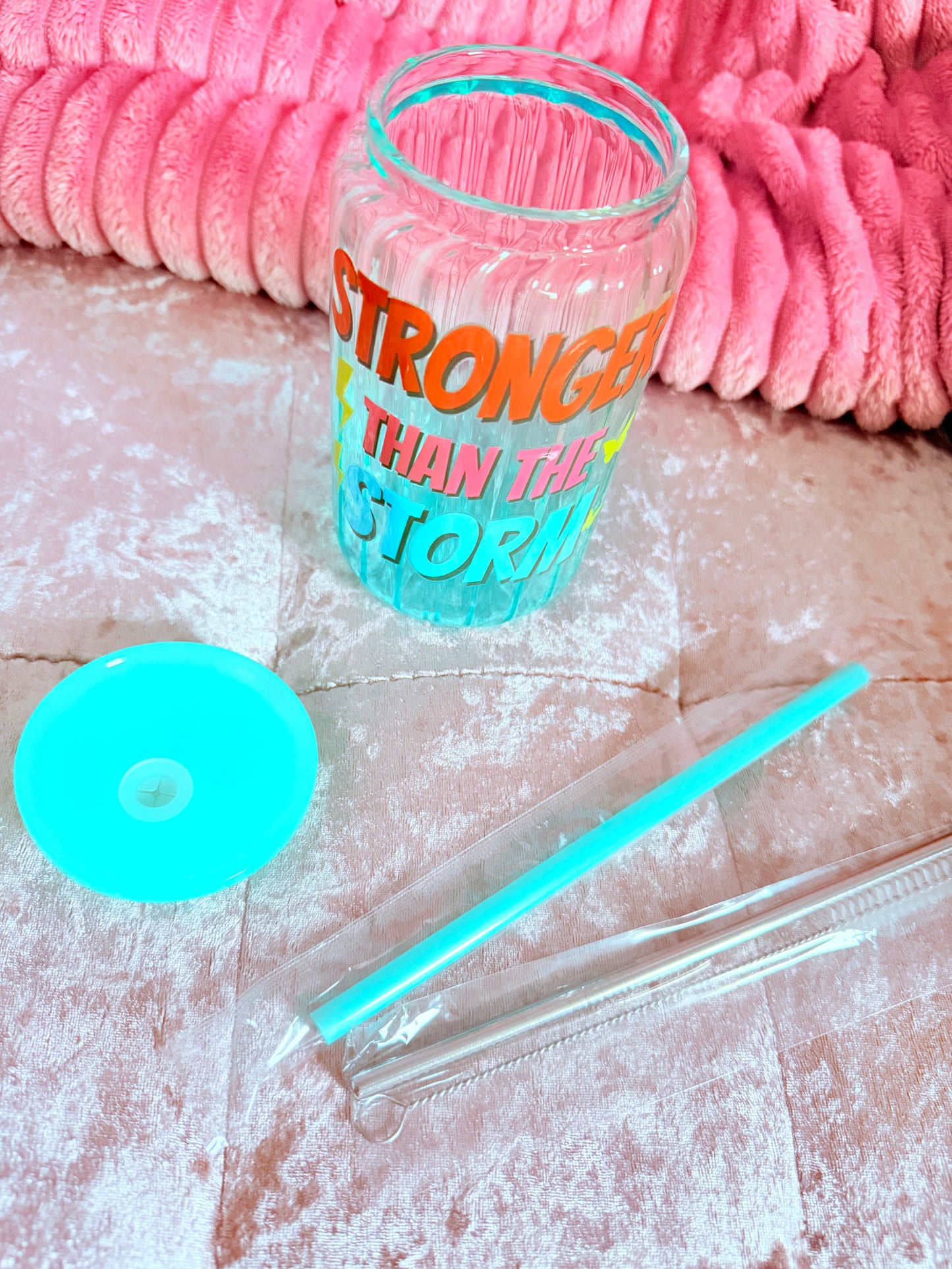 Drinking glass with straws, choice of designs.