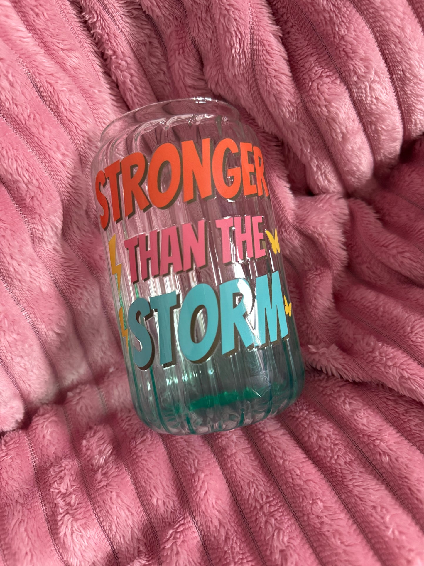 Drinking glass with straws, choice of designs.